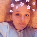 Chloe_567456
