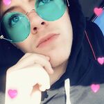 Gayteensingle
