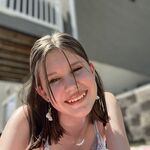Chloe Baker - instagram username