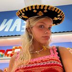 Kate - kik username