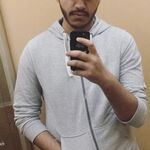 Mo