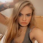 Lora - kik username