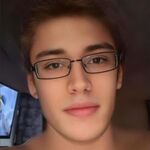Trenton Moon - kik username