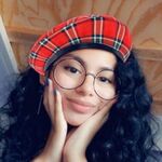 Isabelle Flores