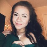Ezraelizabethx