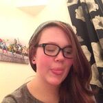Chloe33