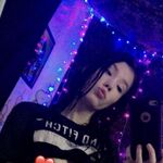Chloe__b00