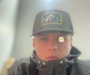 Profile jack