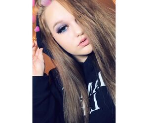 Kelsey lynne
