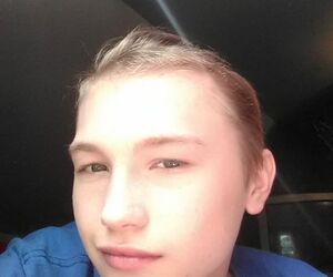 Ezra_2003