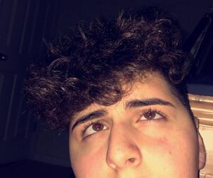 ****