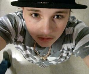 Glo_boy_devon
