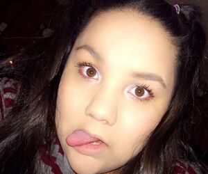 Sabreena_r