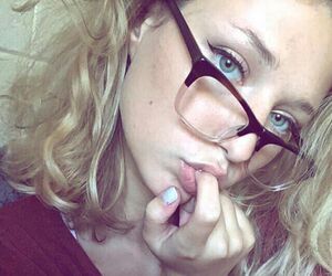 sarahtheone98