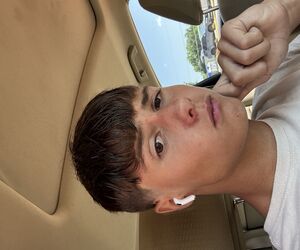Profile Elijah Burchet