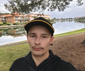 Profile Woodzy