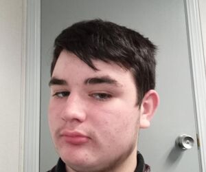 Aaron hair