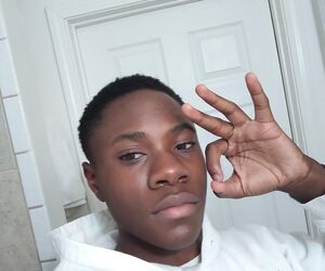 Young Kaewan T