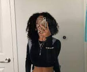 Simone
