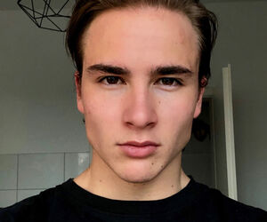 Sam