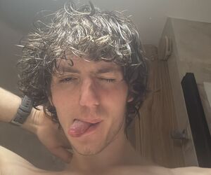 Profile Pol
