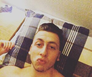 azfan072