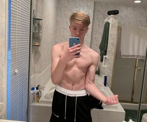 jonizzle12