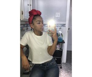 Lona