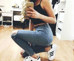 Tay