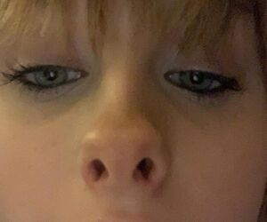 em