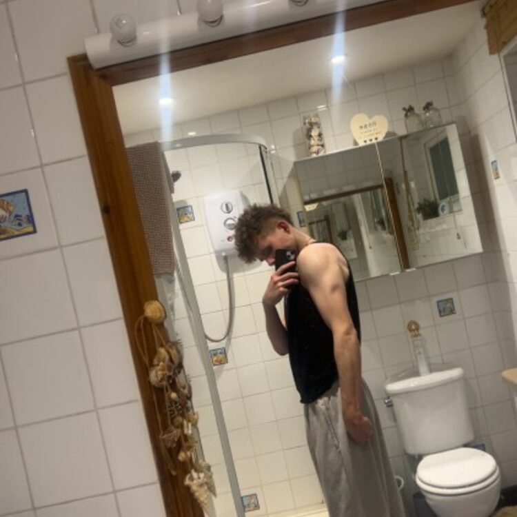 Foto de perfil de L