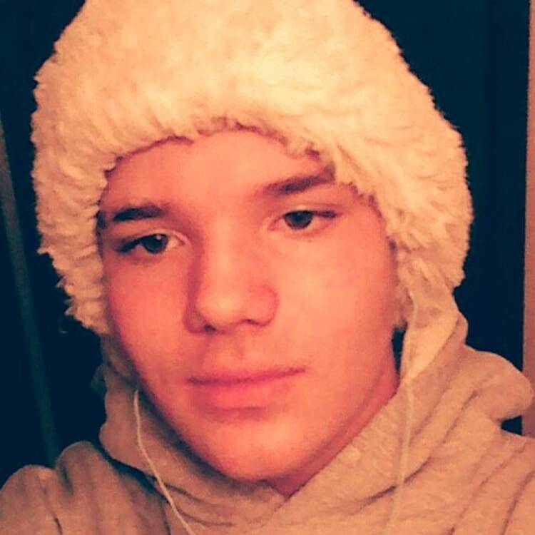 Foto de perfil de Tyler.r.opp