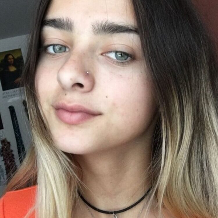 Foto de perfil de Mary Helen