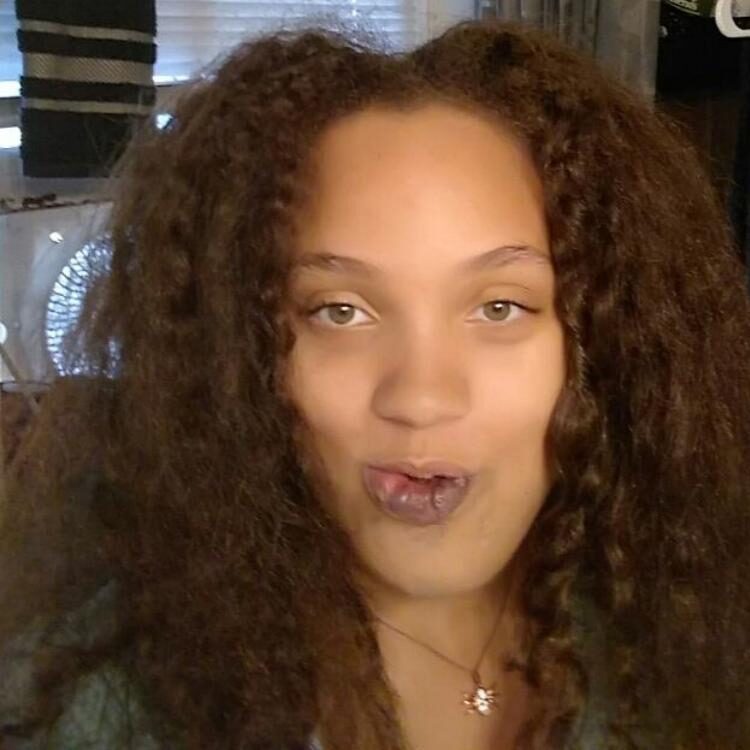 Foto de perfil de Zezzy